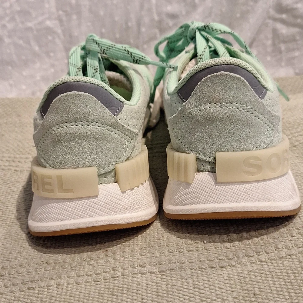 Sorel Kinetic Lite Lace Vivid Mint Style NL3516-399 Size 9.5
